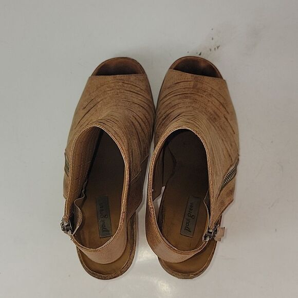 Paul Green Cayanne Peep Toe Sandal (Women) - Picture 11 of 15